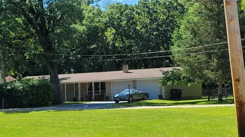 2127 Salem Avenue Johnsburg IL 60051