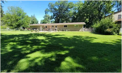 2127 Salem Avenue Johnsburg IL 60051