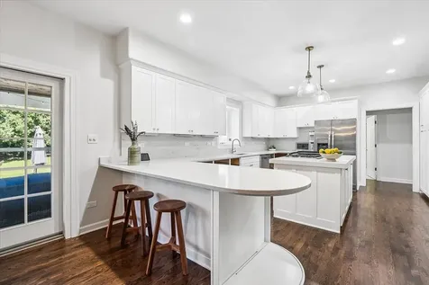 455 Hunter Lane Lake Forest IL 60045