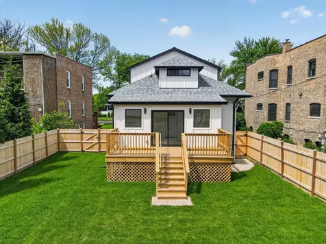 17 Franklin Avenue River Forest IL 60305