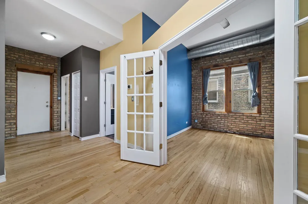 1659 West Pratt Boulevard Chicago IL 60626