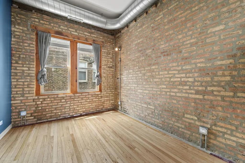 1659 West Pratt Boulevard Chicago IL 60626