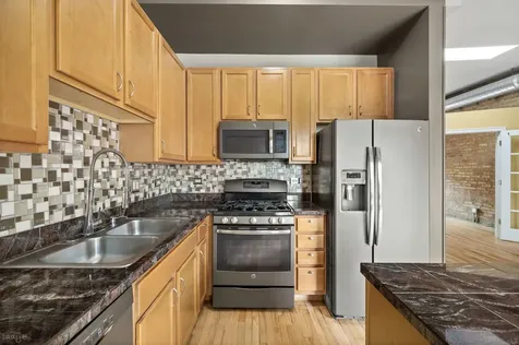 1659 West Pratt Boulevard Chicago IL 60626