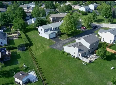 342 Country Lane Algonquin IL 60102