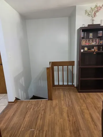 1907 West Golf Road Mount Prospect IL 60056