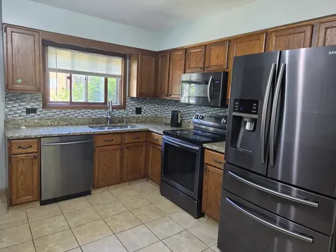 1907 West Golf Road Mount Prospect IL 60056