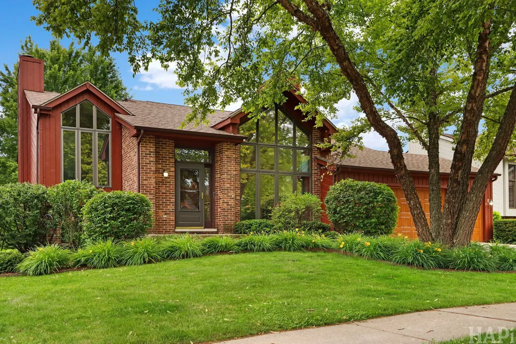 1219 Golf View Drive Woodridge IL 60517