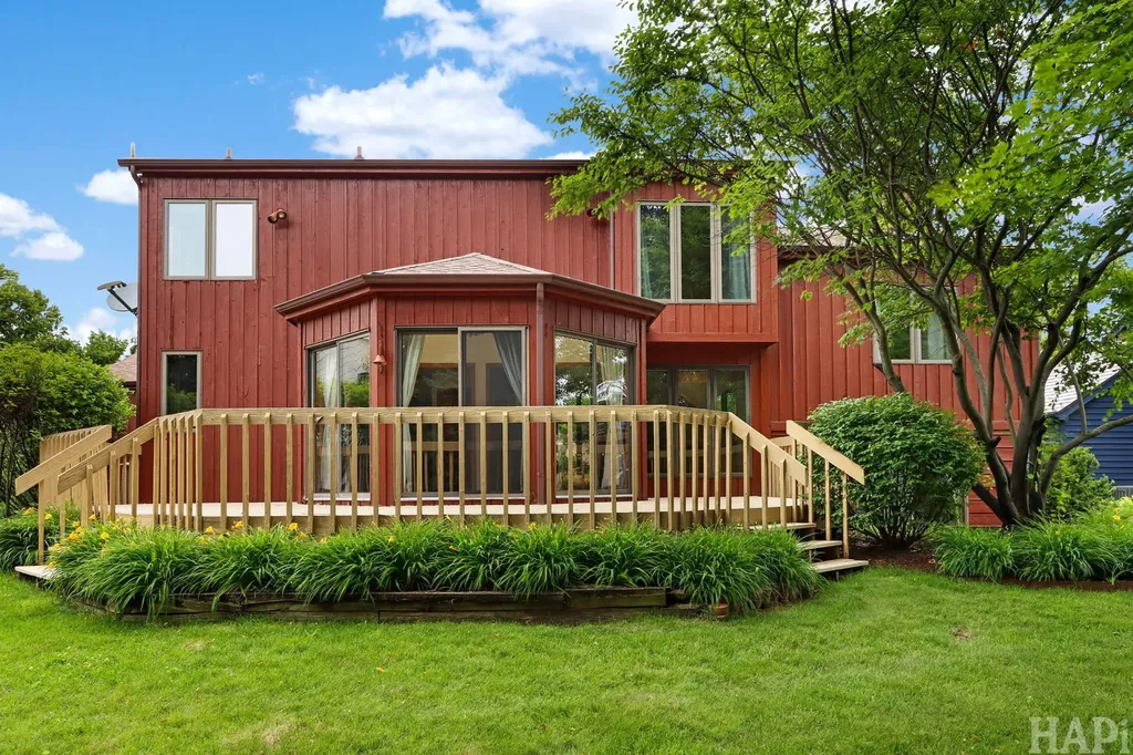 1219 Golf View Drive Woodridge IL 60517