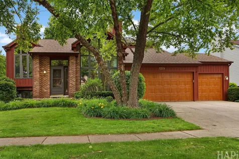 1219 Golf View Drive Woodridge IL 60517