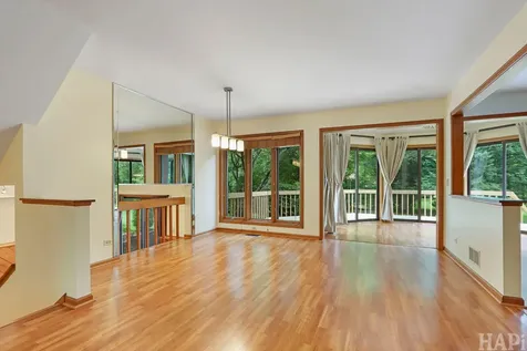 1219 Golf View Drive Woodridge IL 60517
