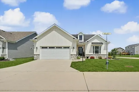 3916 Bay Circle Champaign IL 61822