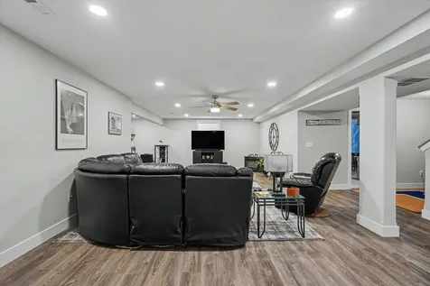 3916 Bay Circle Champaign IL 61822