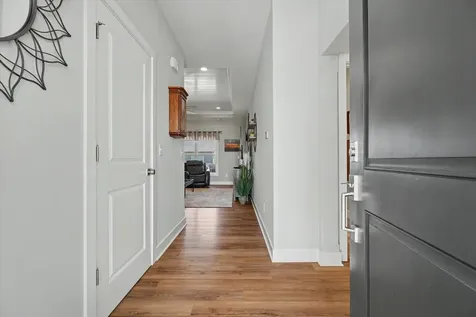 3916 Bay Circle Champaign IL 61822