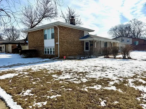 4351 Scott Street Oak Forest IL 60452