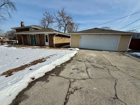 4351 Scott Street Oak Forest IL 60452
