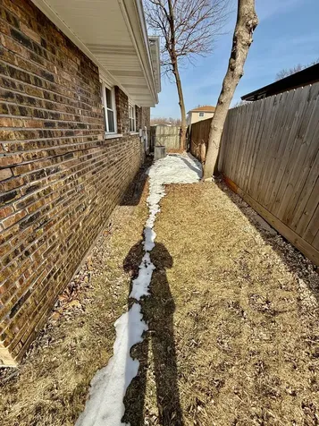 4351 Scott Street Oak Forest IL 60452