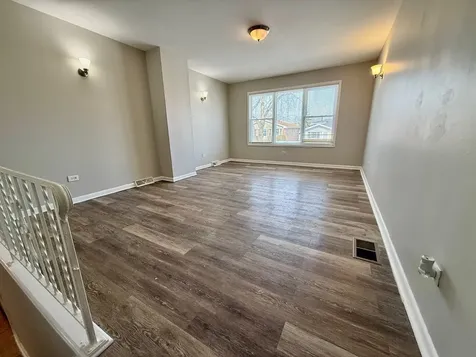 4351 Scott Street Oak Forest IL 60452