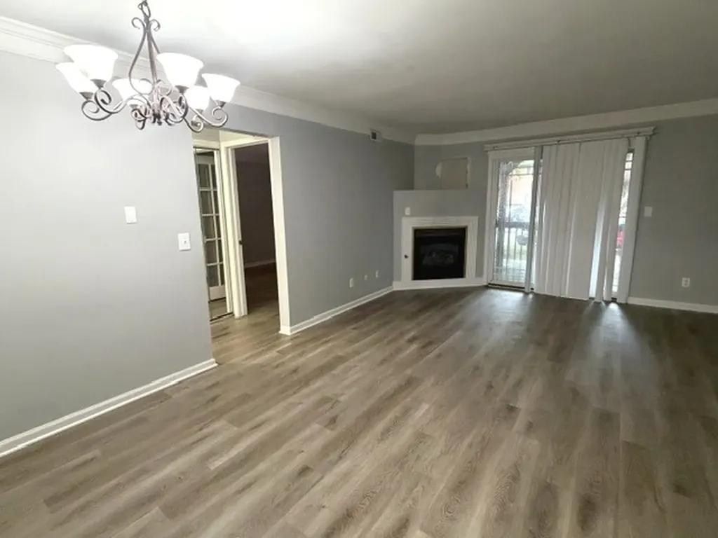 1985 Tall Oaks Drive Aurora IL 60505