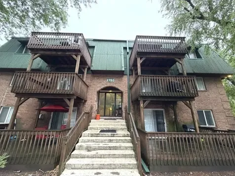 1985 Tall Oaks Drive Aurora IL 60505