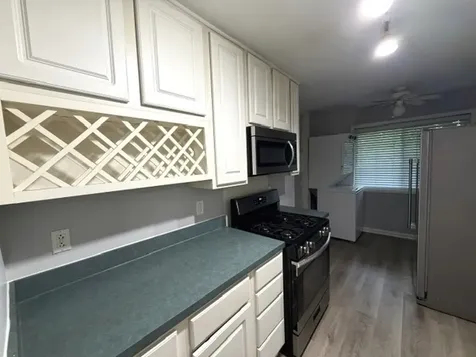 1985 Tall Oaks Drive Aurora IL 60505