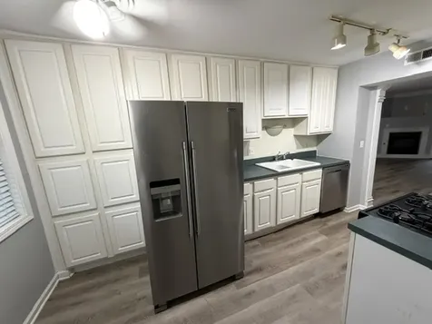 1985 Tall Oaks Drive Aurora IL 60505