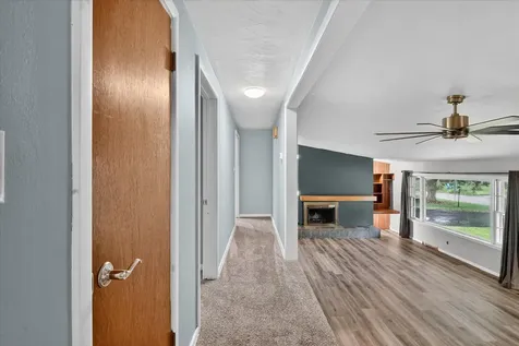 628 High Terrace Dekalb IL 60115