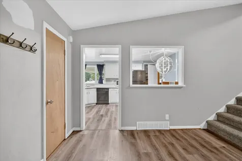 628 High Terrace Dekalb IL 60115