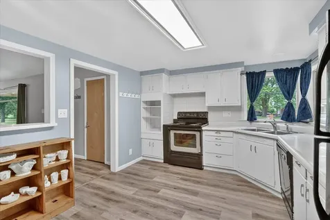 628 High Terrace Dekalb IL 60115