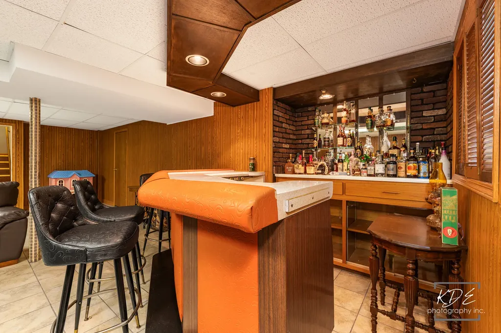 8 East Gartner Road Naperville IL 60540