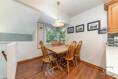 8 East Gartner Road Naperville IL 60540
