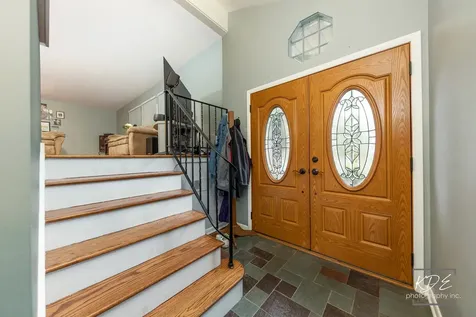 8 East Gartner Road Naperville IL 60540