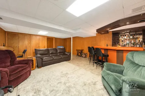8 East Gartner Road Naperville IL 60540