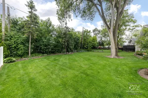 8 East Gartner Road Naperville IL 60540