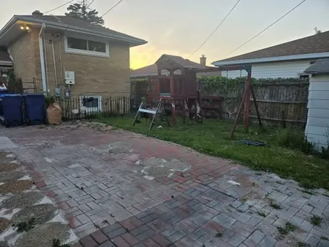 2321 Walnut Street Waukegan IL 60087