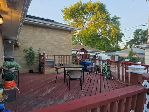 2321 Walnut Street Waukegan IL 60087