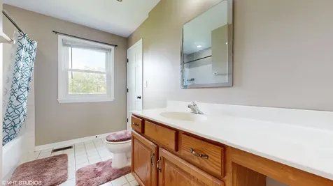1465 Polo Drive Bartlett IL 60103