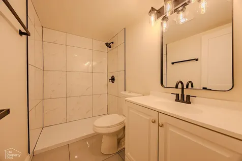 742 Voyager Drive Bartlett IL 60103