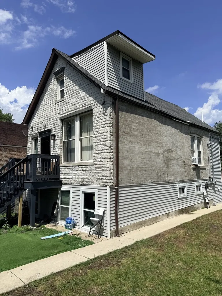 1533 South Kilbourn Avenue Chicago IL 60623