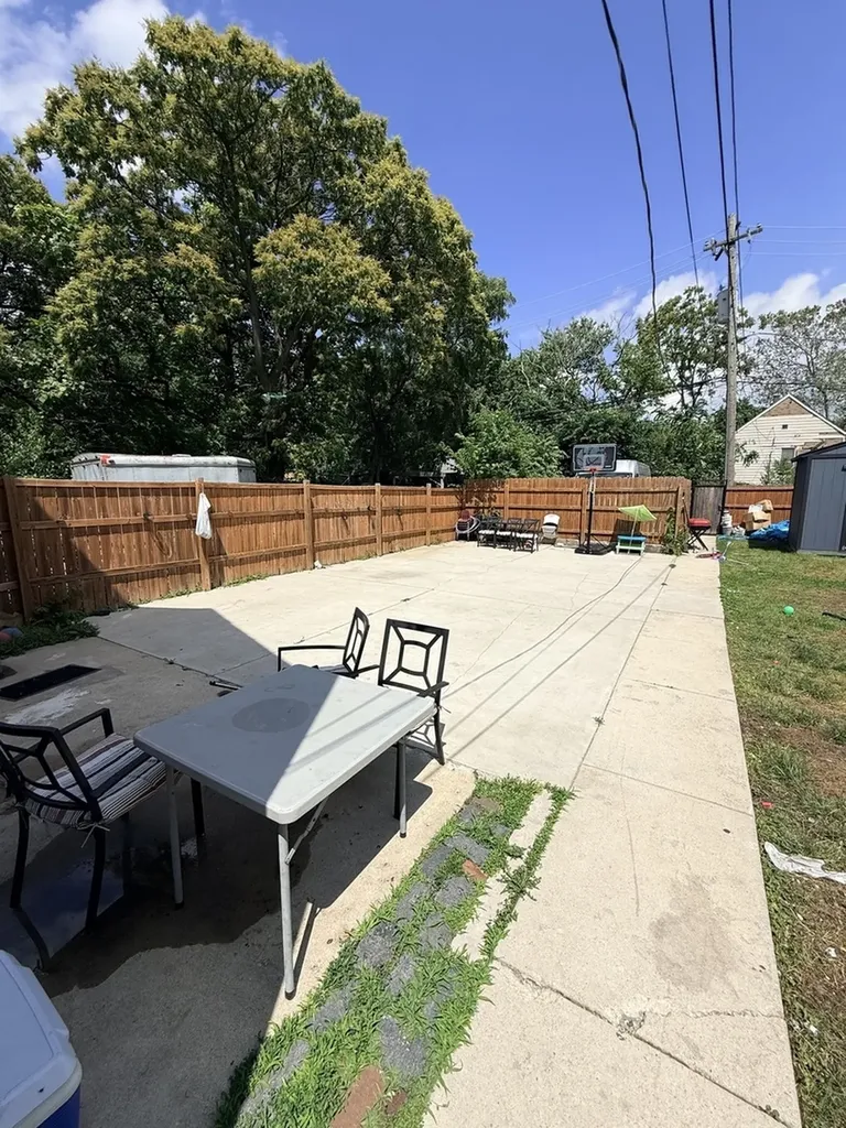 1533 South Kilbourn Avenue Chicago IL 60623