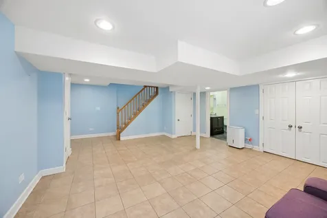 564 Selborne Road Riverside IL 60546