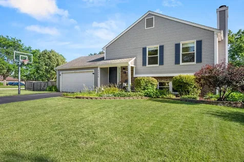 1334 Hill Road Geneva IL 60134