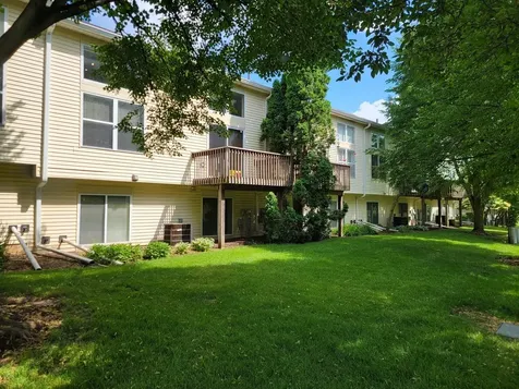 725 Littleton Trail Elgin IL 60120