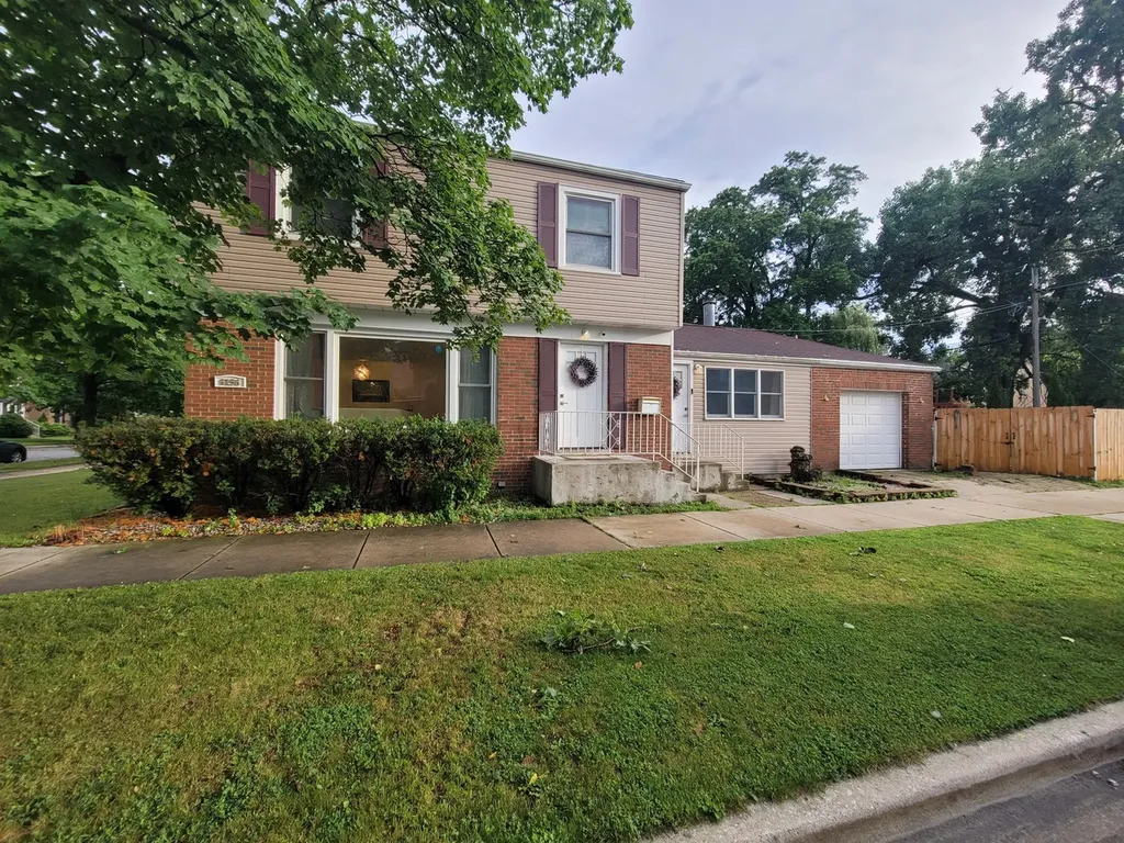 6156 North Kedvale Avenue Chicago IL 60646