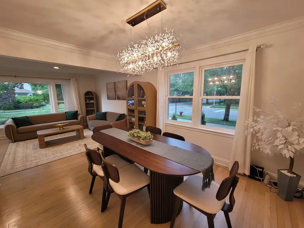 6156 North Kedvale Avenue Chicago IL 60646