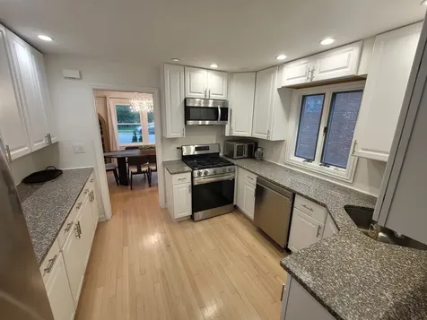 6156 North Kedvale Avenue Chicago IL 60646