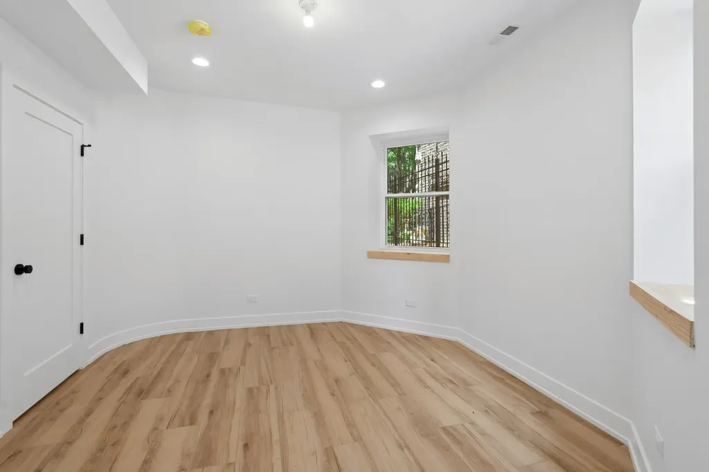 2647 West Walton Street Chicago IL 60622