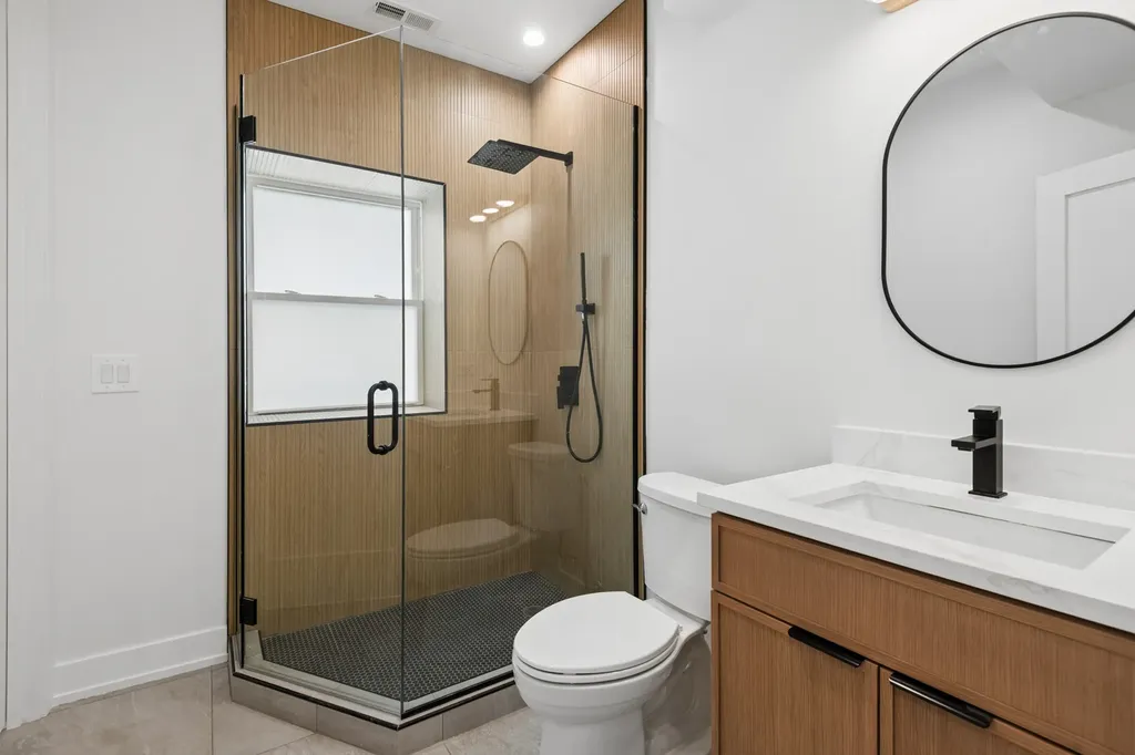 2647 West Walton Street Chicago IL 60622