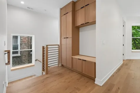 2647 West Walton Street Chicago IL 60622