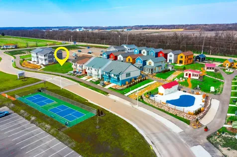 100 Great Loop Dr., #44 Ottawa IL 61350