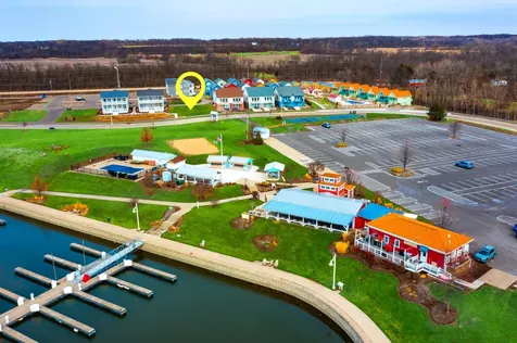 100 Great Loop Dr., #44 Ottawa IL 61350